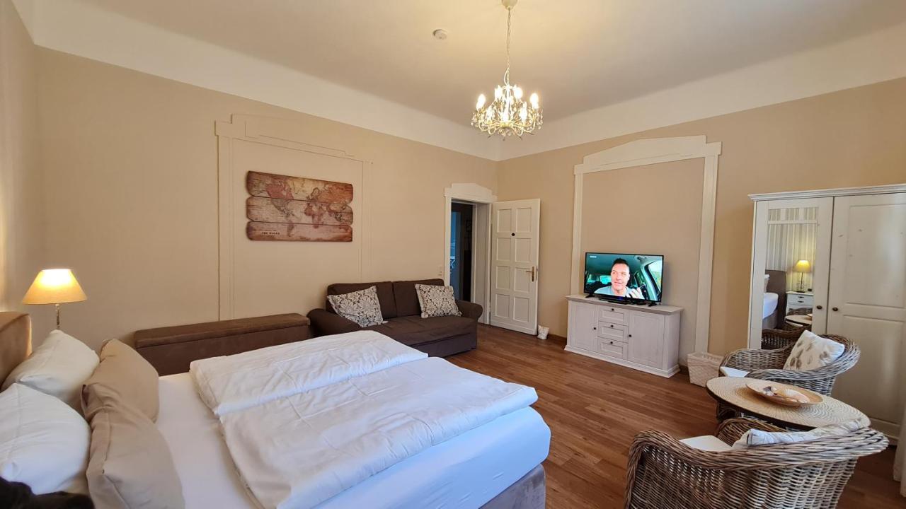 Ferienwohnung Am Kaiserhof كيدلينبورغ المظهر الخارجي الصورة